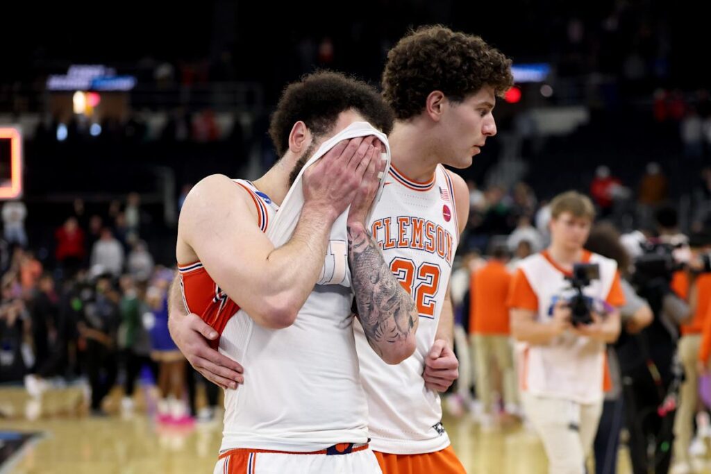 March Madness Thursday recap: No redemption for bad ACC, rare early exit for Kansas and Calipari vs. Pitino is renewed
