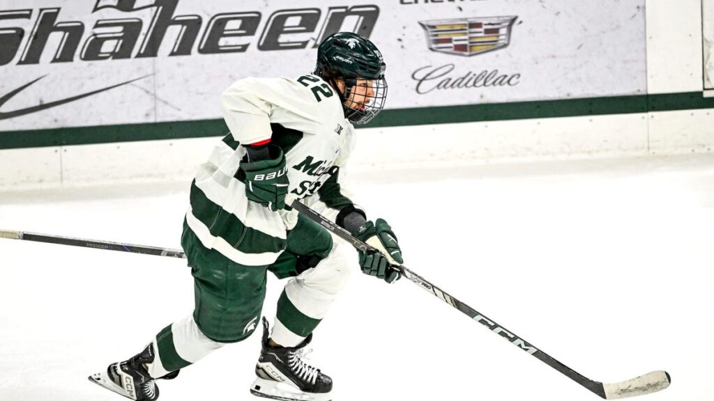 Michigan State hockey's Isaac Howard scored the double overtime winner