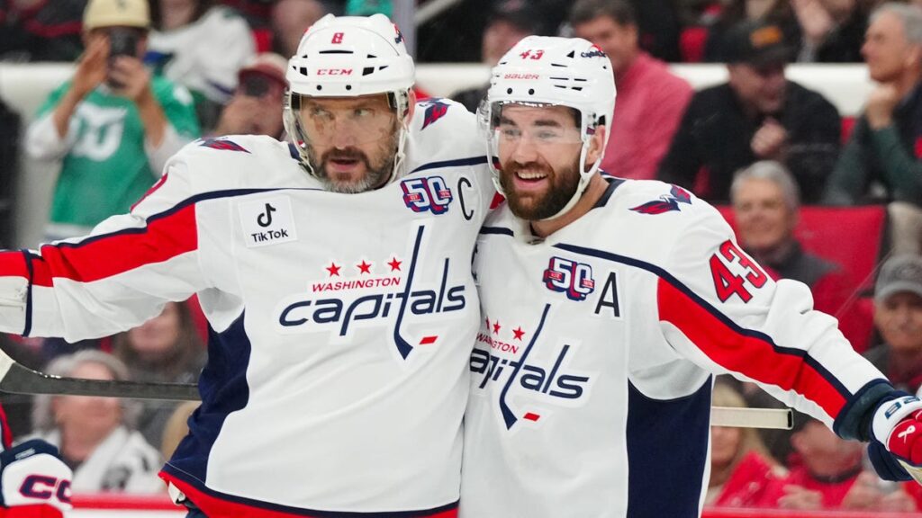 How many he needs to pass Wayne Gretzky