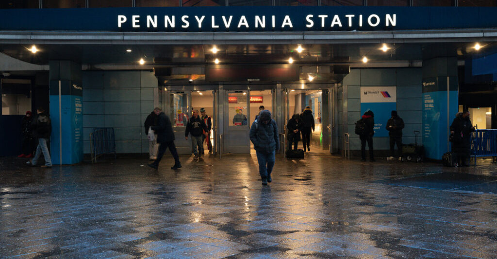 Trump Administration Says It Will Take Over Renovation of Penn Station