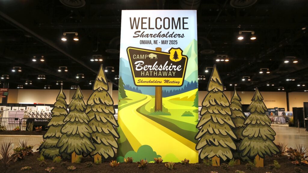 Warren Buffett at the Berkshire Hathaway annual meeting 2025: Live updates