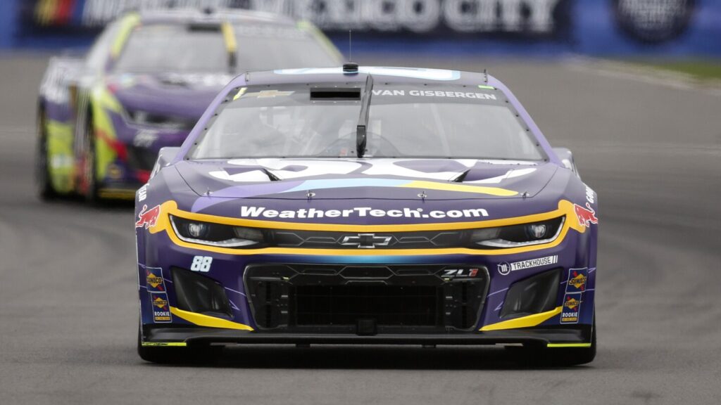 Cup results, points after Mexico City as Shane van Gisbergen shakes up playoff picture
