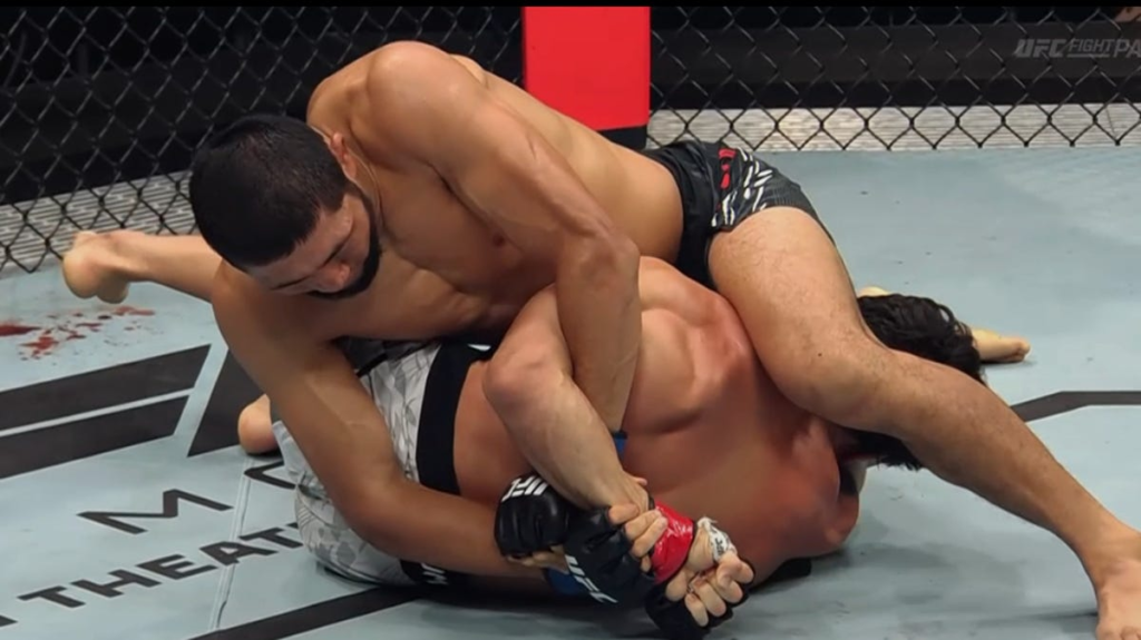 Orolbai plays spoiler, cranks Musayev into first-round tap at UFC Baku
