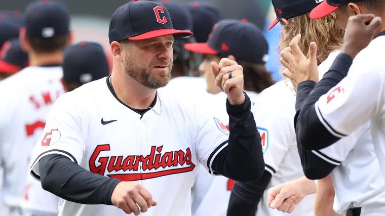 Guardians predicted to battle with Phillies for 98 home run slugger at MLB trade deadline image