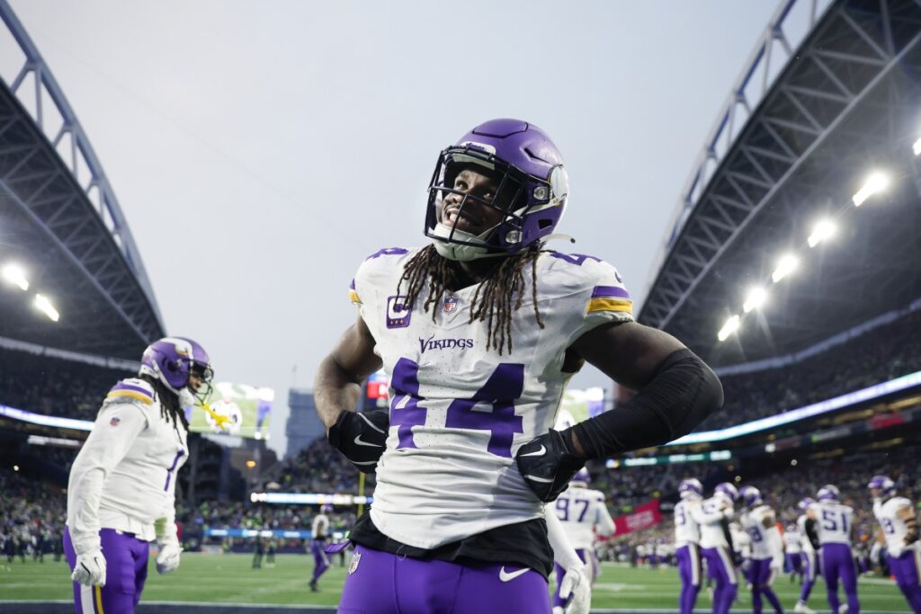 Vikings, Kevin O'Connell Addresses Josh Metellus' Situation Ahead of Training Camp