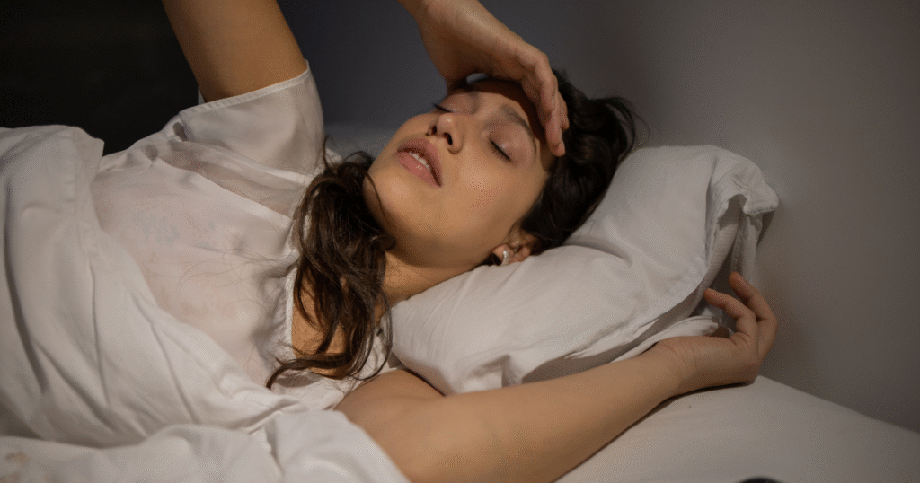 If you wake up between 3-5 AM without an alarm, your brain is be trying to tell you something important – VegOut