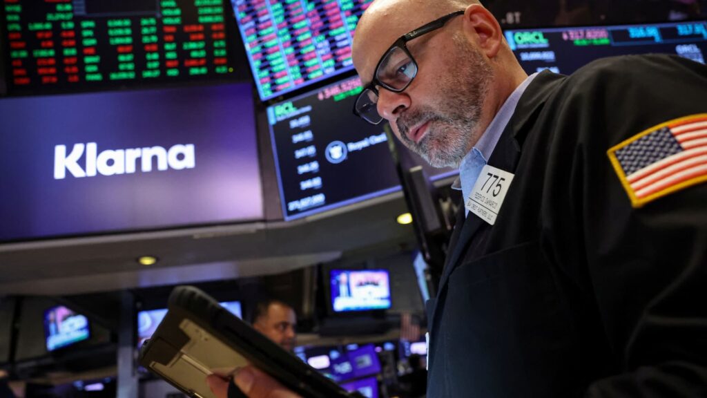 Stock market today: Live updates