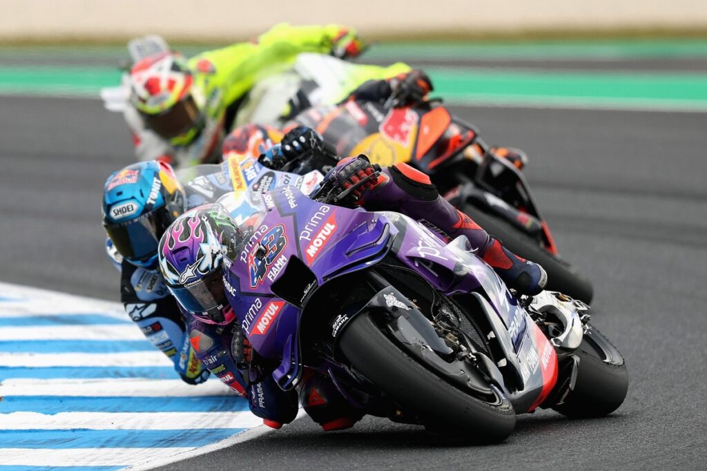 Jack Miller “let everybody down” after crashing out of home MotoGP race