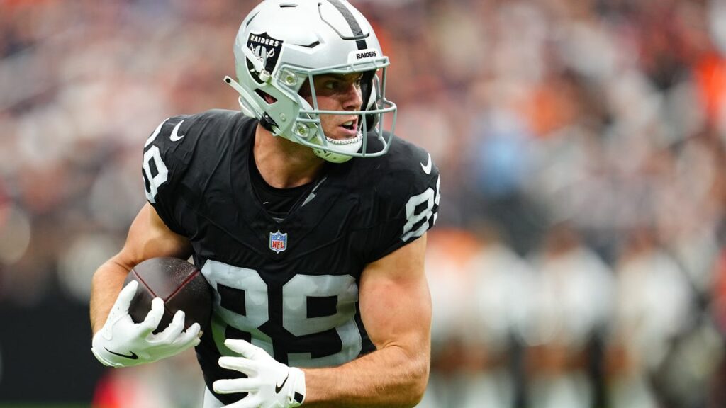 Raiders Week 5 inactives vs Colts