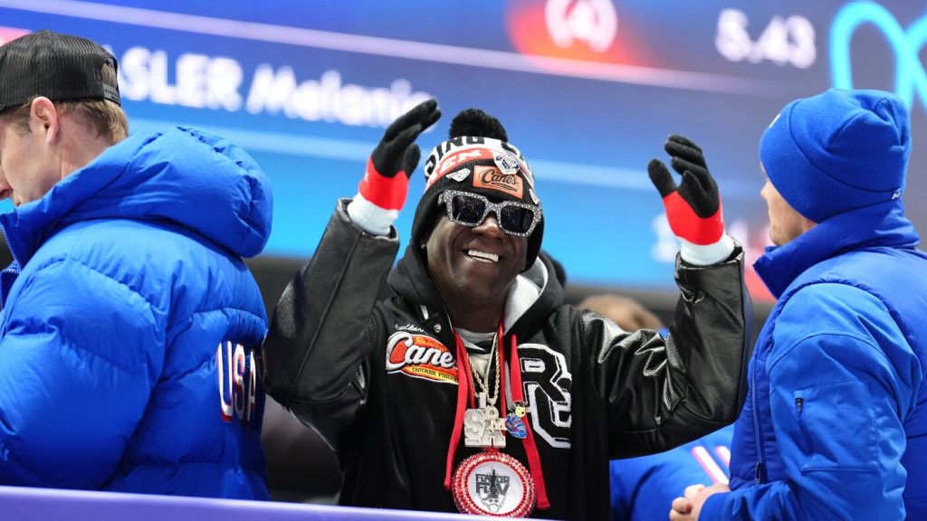 Flavor Flav joins women’s hockey supporters in expressing disappointment over presidential oversight.
