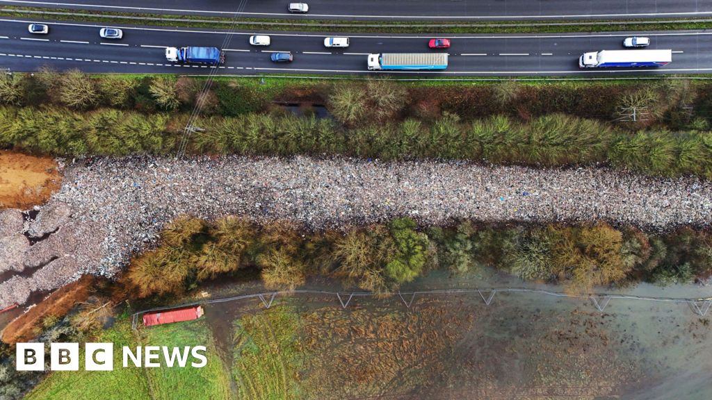 Public kept in the dark about fire hazards at illegal waste site in Kidlington