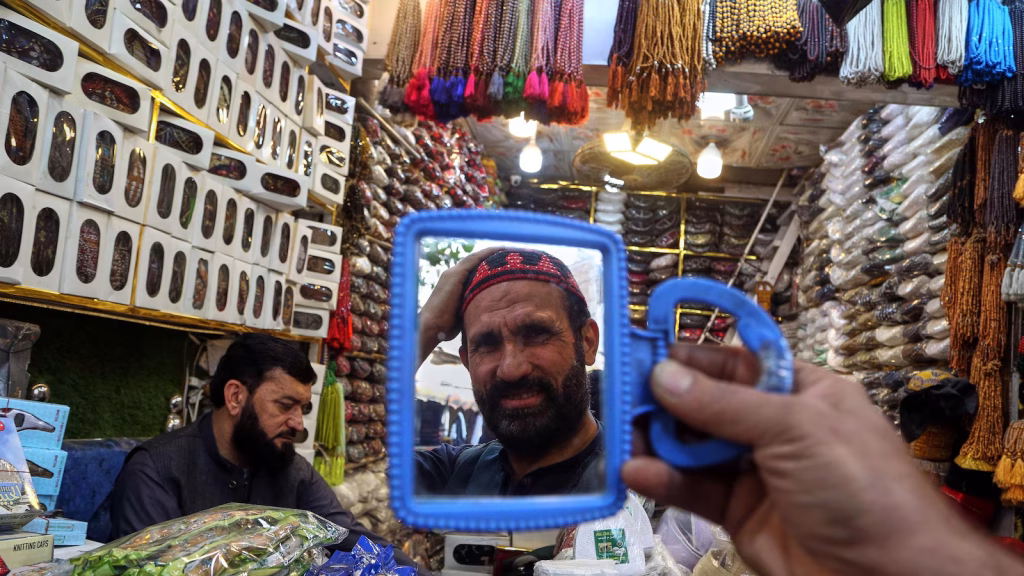 Ramadan begins, marking a period of fasting, devotion, and charitable activities for Muslims: Images