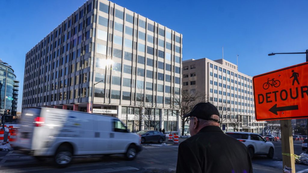 Transitioning Vacant Offices into Residential Spaces