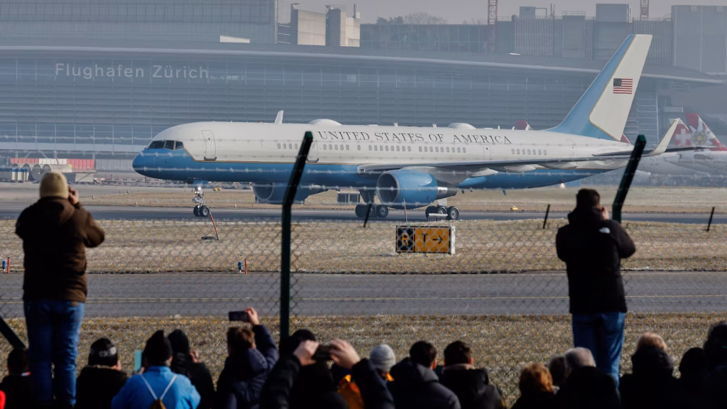 US military confirms Air Force One will feature a red, white, and blue color scheme as suggested by Trump.