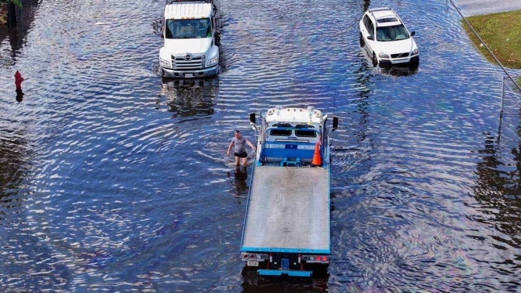 An intense El Niño weather pattern may be approaching.