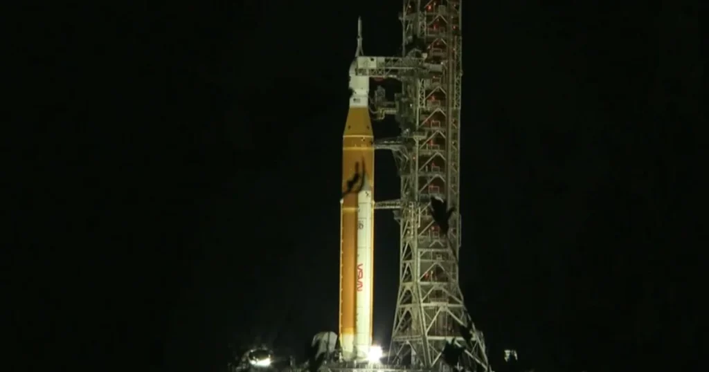 Artemis II Returns to Launch Pad Ahead of Lunar Flyby Mission
