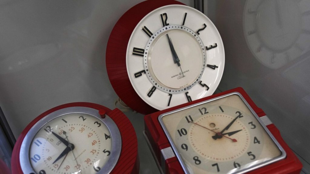 British Columbia to adopt year-round daylight saving time