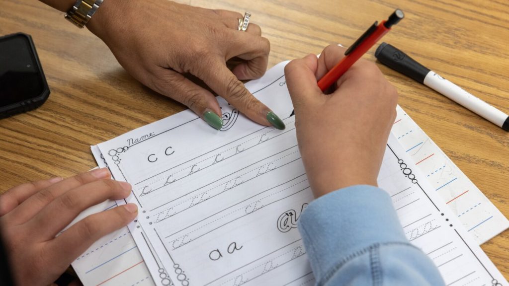 Cursive Writing Makes a Comeback in Education Despite Expert Opposition