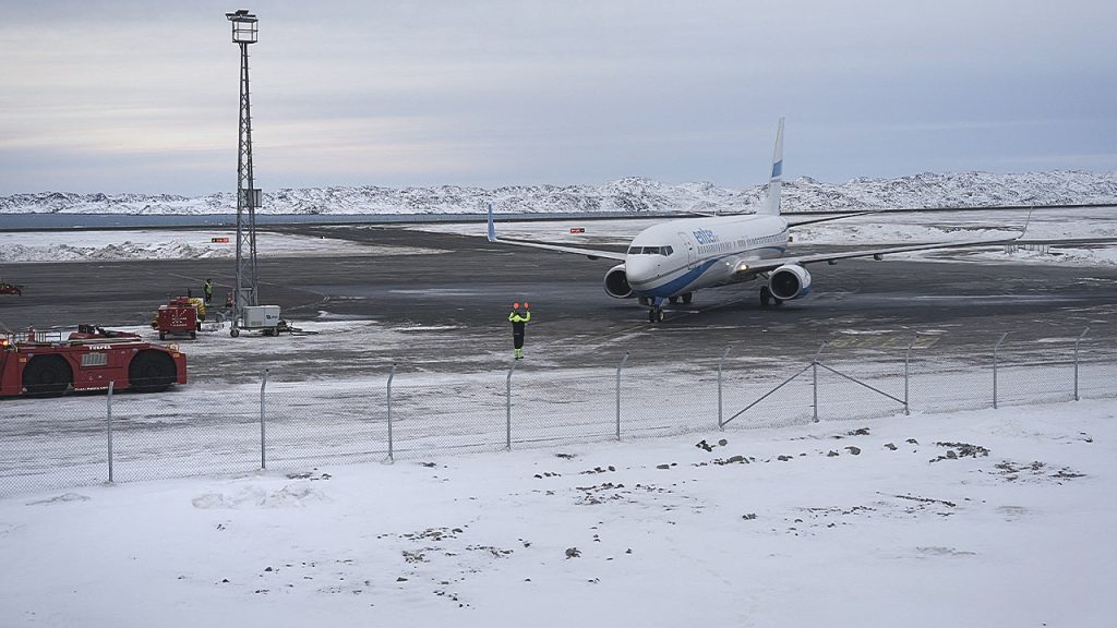 [Denmark allegedly deployed troops equipped with explosives to Greenland in response to concerns over US tensions.