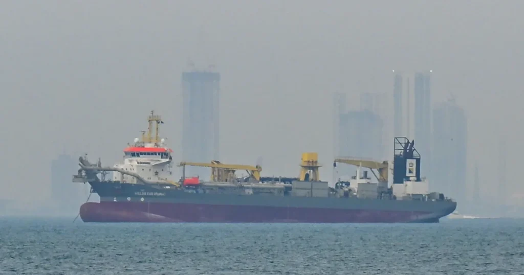 Details on the agency Trump claims will provide insurance for vessels in the Persian Gulf