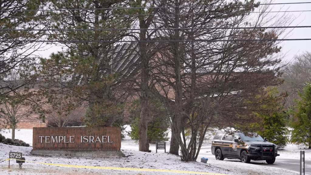 Ex-wife informs police in 911 call that man who assaulted Michigan synagogue was experiencing suicidal thoughts.
