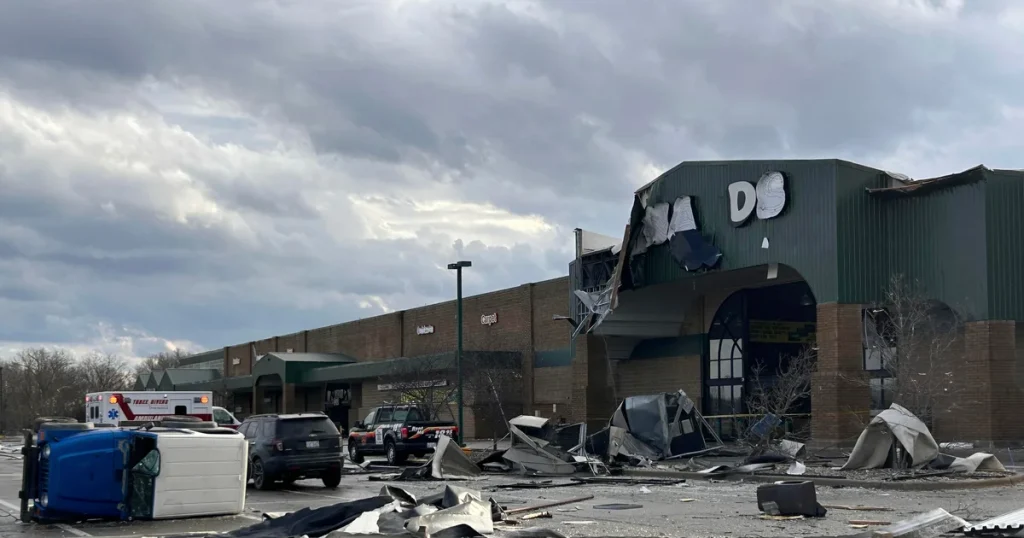 Four fatalities confirmed as tornado strikes Michigan and severe weather impacts central U.S.