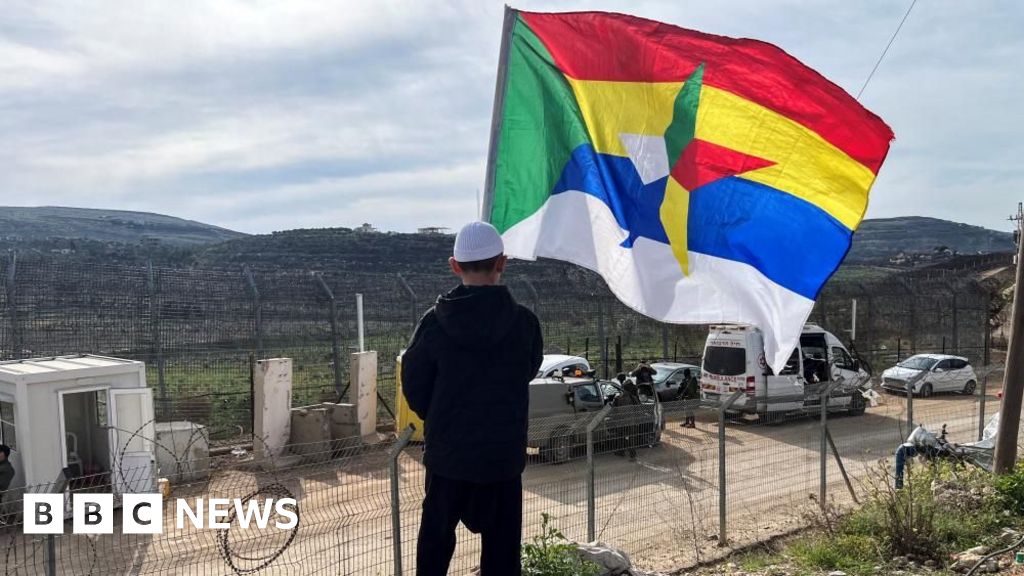 [Israel conducts airstrikes in Syria following clashes involving Druze community