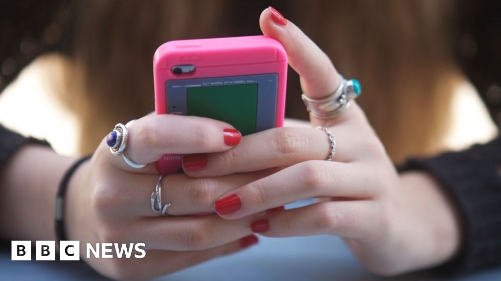 Jury to determine responsibility of Meta in case involving individual who used Instagram for 16 hours daily.