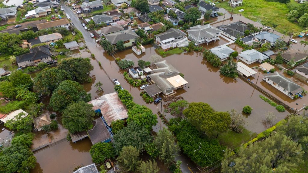 More than 5,500 individuals ordered to leave due to flooding in Hawaii