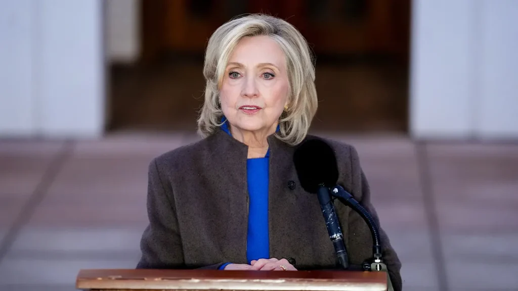 Progressive groups express dissatisfaction over Hillary Clinton's upcoming role at New Hampshire Democratic fundraiser.