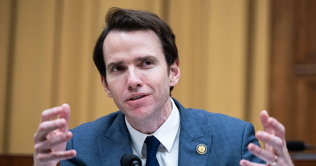 Rep. Kevin Kiley transitions to independent status, impacting GOP majority under Johnson.