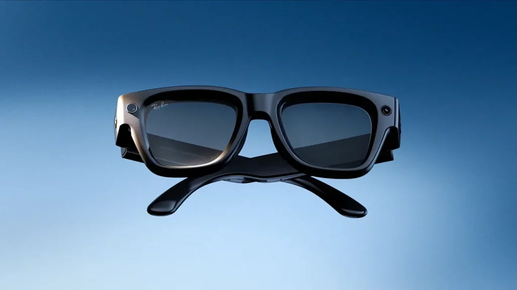 Smart glasses utilizing AI technology create ambiguity between genuine and altered images on the internet.