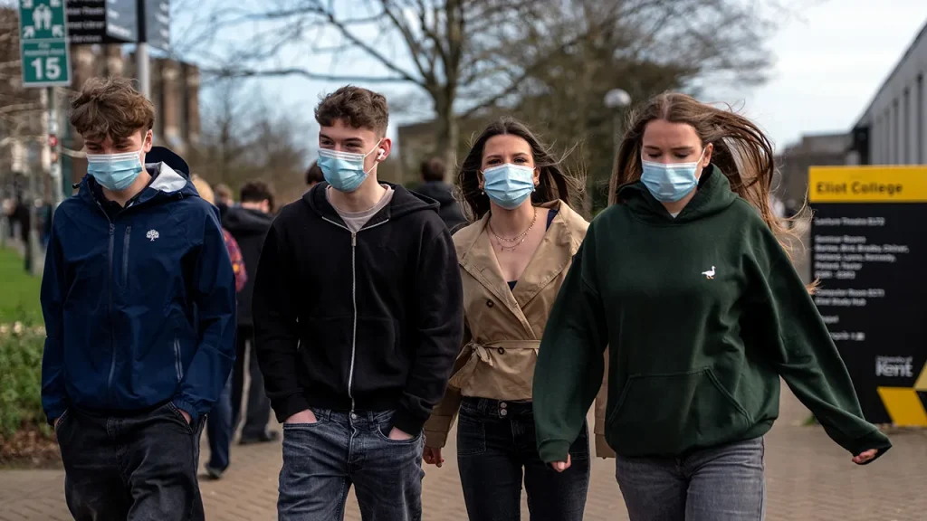 Students push for university closure due to meningitis outbreak