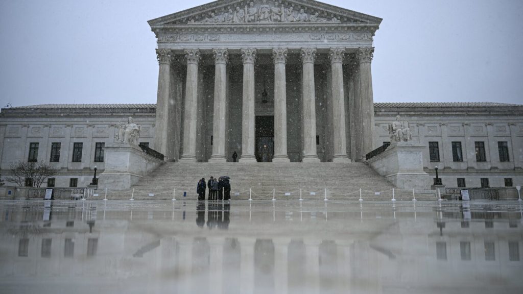 Supreme Court chooses not to examine case involving press freedom rights.