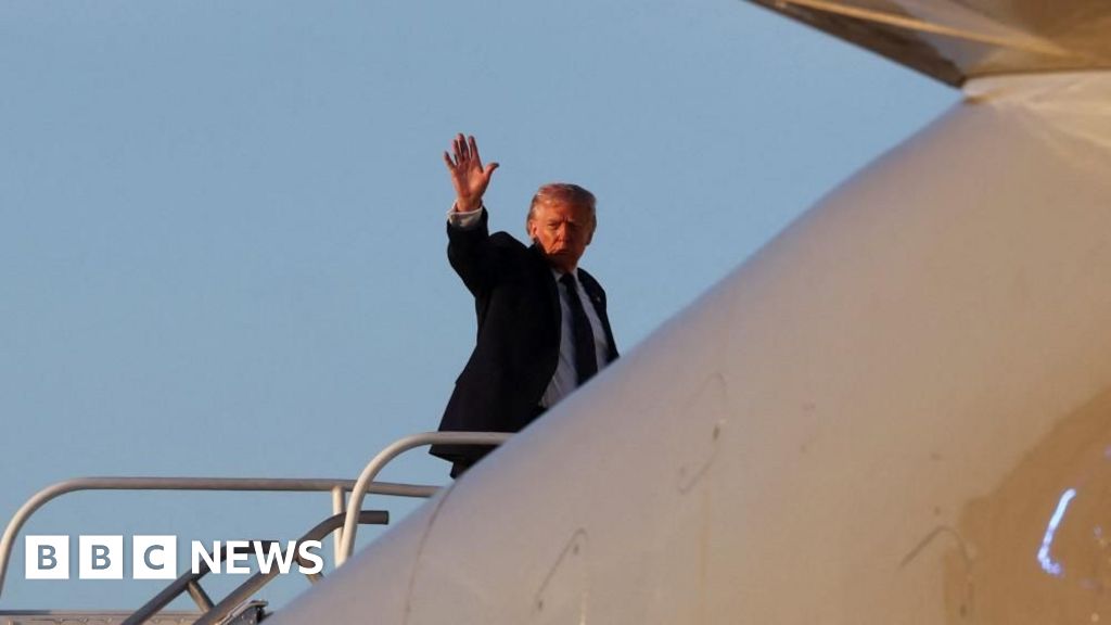 Trump Faces Political Challenges Amid Ongoing Iran Conflict