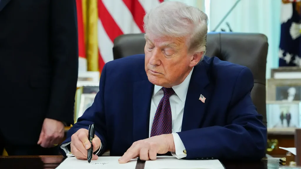 Trump issues executive order on mail-in voting, alleges widespread cheating