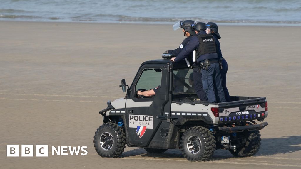 UK and France continue discussions on agreement regarding small boat crossings