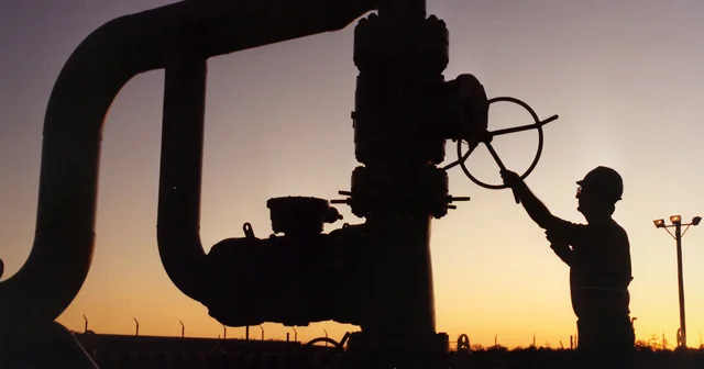 U.S. government to tap into strategic oil reserve, releasing 172 million barrels amid rising prices linked to Iran conflict.