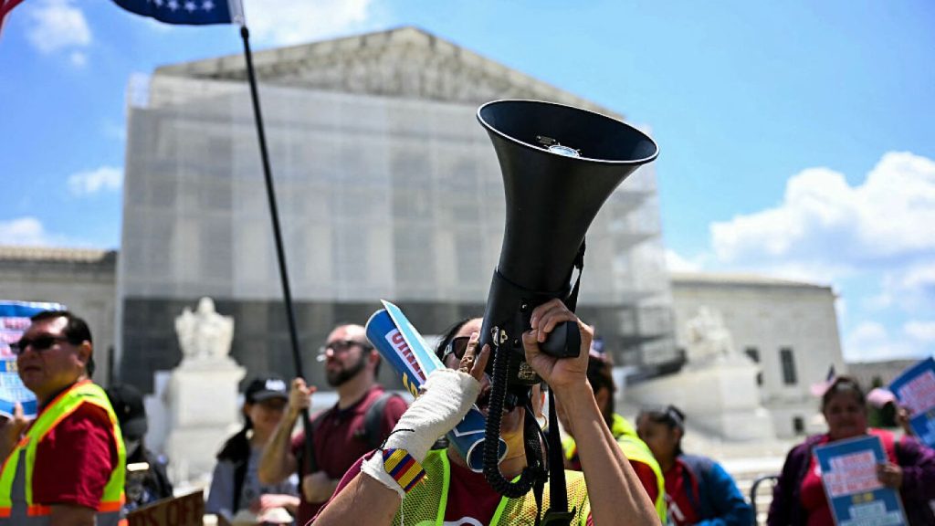 Understanding birthright citizenship and public opinions among Americans
