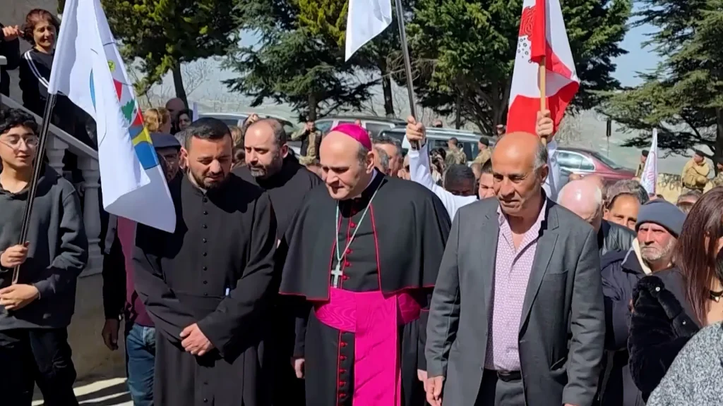 Vatican representative visits Lebanese church following priest's death from shelling