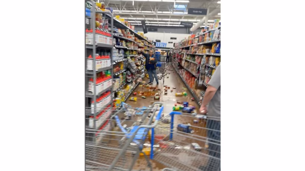 A 5.7 magnitude earthquake strikes rural Nevada close to Carson City, resulting in minor structural damage.