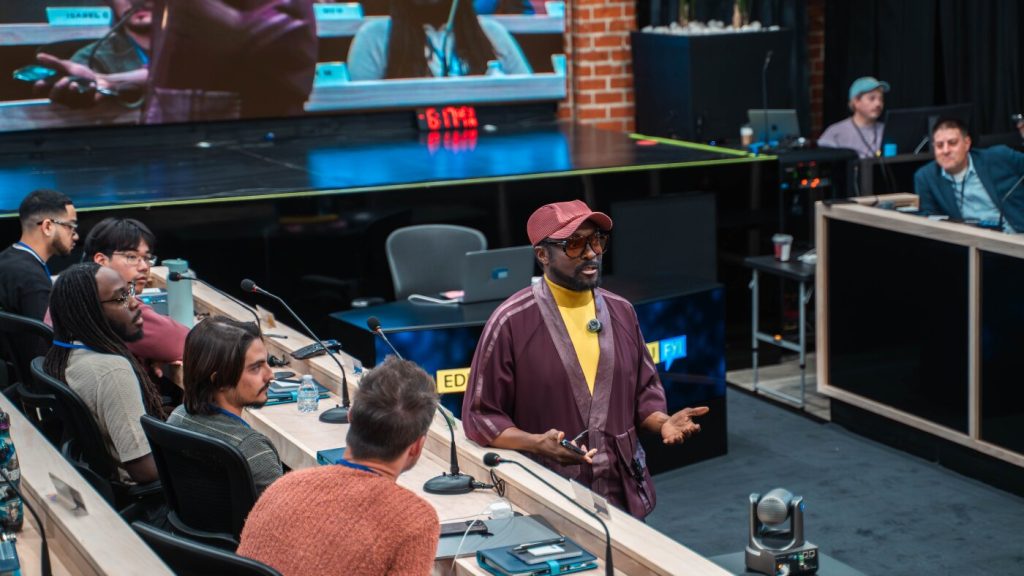 Black Eyed Peas co-founder offers course on artificial intelligence
