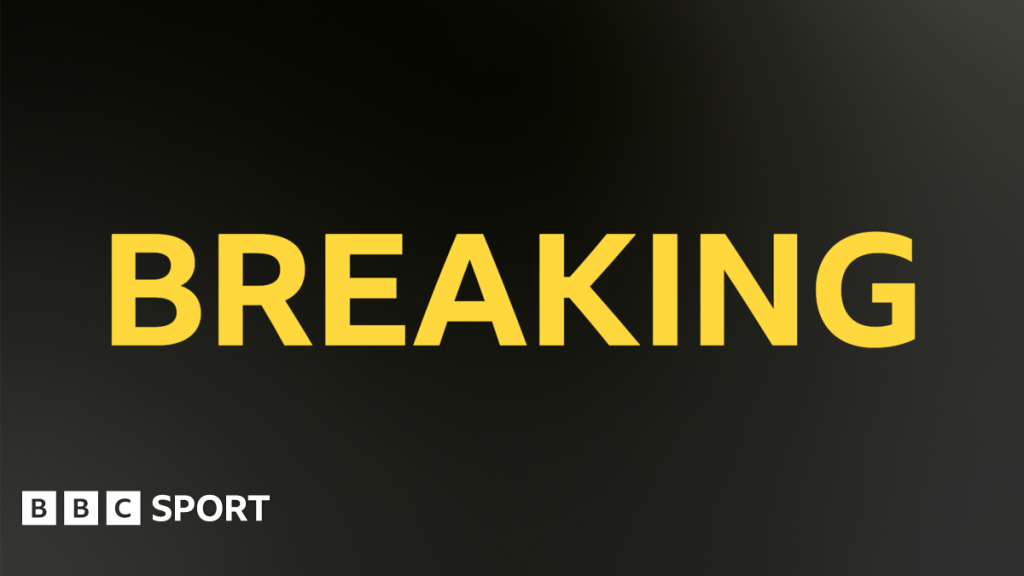 Carlos Alcaraz to forfeit Grand Slam title defense at French Open due to wrist injury