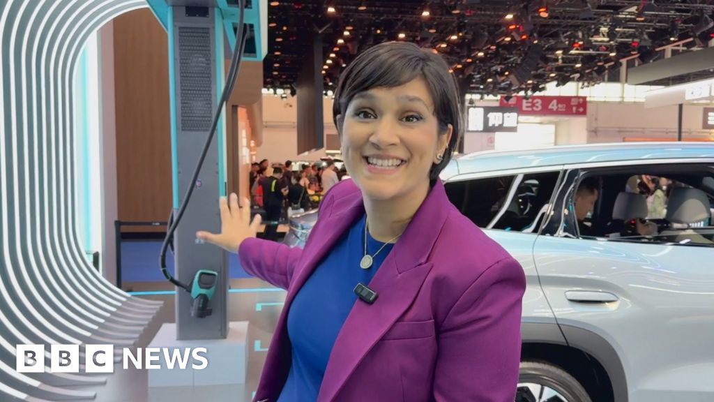 China's Electric Vehicle Industry Thrives Amid Ongoing Conflict in Iran