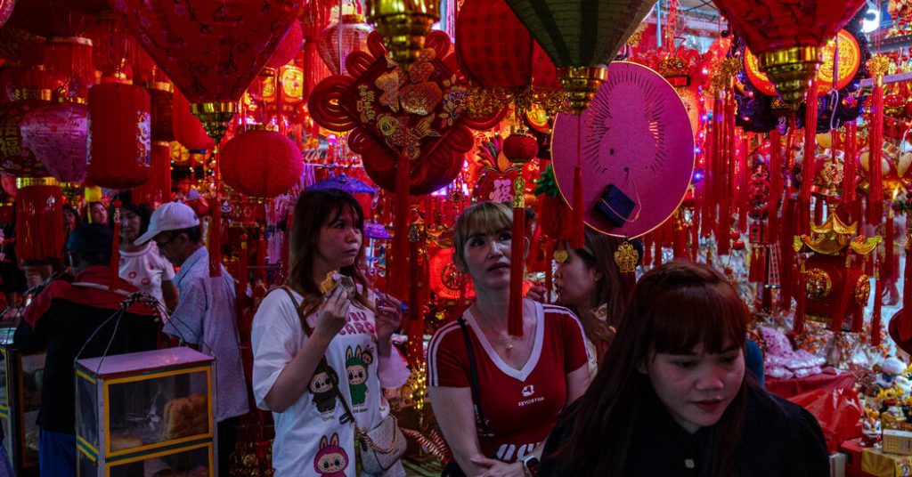 Chinese Brands Gain Popularity Among Young Consumers in Indonesia Amid U.S. Brand Struggles