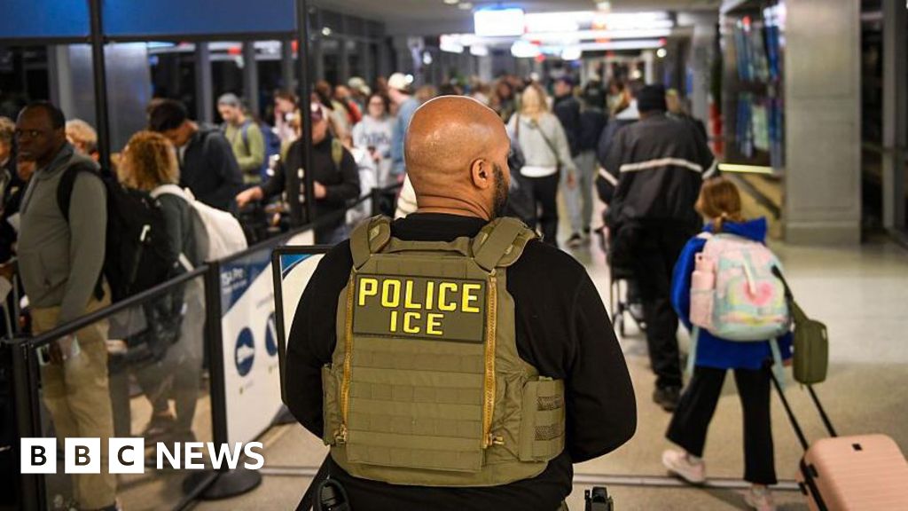 [DR Congo accepts responsibility for accepting deportees from the United States who originated in other nations.