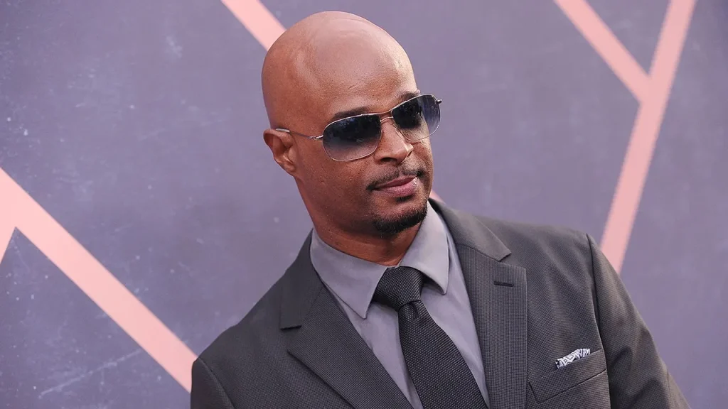 Damon Wayans discusses his health journey and highlights the issue of vision impairment linked to diabetes.