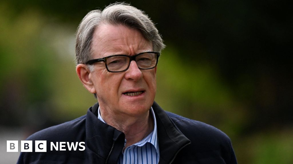 David Lammy claims Keir Starmer would have prevented Peter Mandelson from passing vetting procedures.