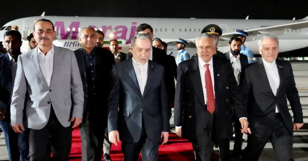 Iranian Foreign Minister Departs Pakistan for Discussions in Russia
