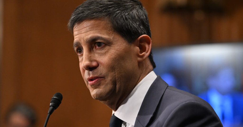 Kevin Warsh's Approach to Reducing the Federal Reserve's Influence in Financial Markets